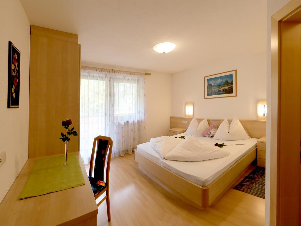 Garni Appartement Alpenresidence Кадипиетра Стая снимка
