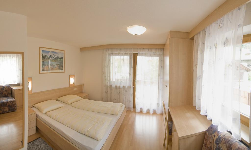 Garni Appartement Alpenresidence Кадипиетра Стая снимка