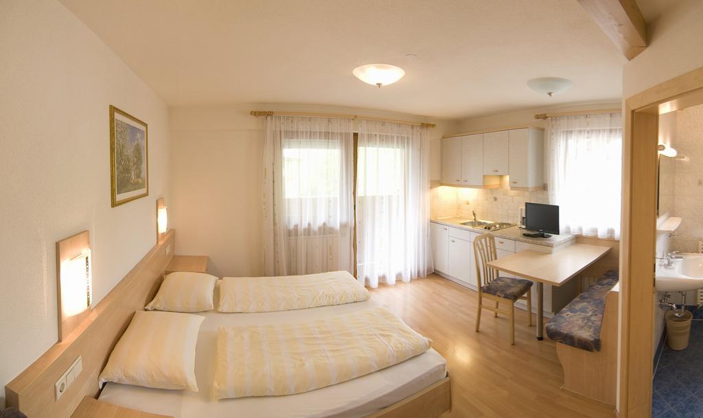 Garni Appartement Alpenresidence Кадипиетра Стая снимка